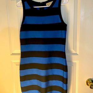 Michael Kors Stretchy mid dress, Size 4.